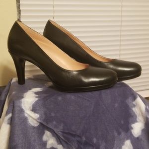 Naturalizer N5 Contour Black high heel pumps